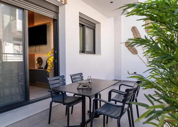 Zen By The Sea Кос